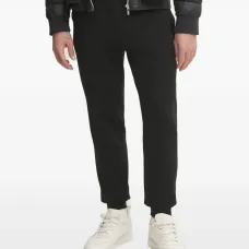 Спортивные брюки с тисненым логотипом