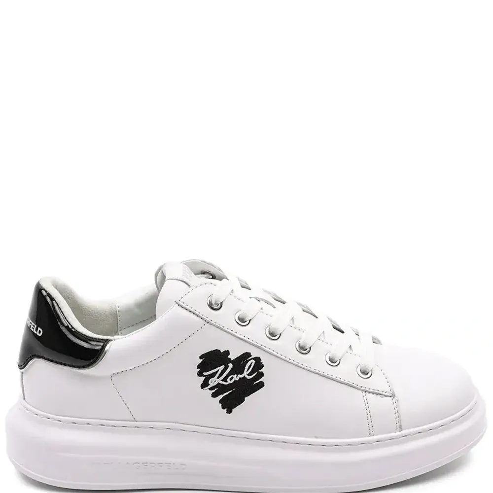 Кожаные кроссовки