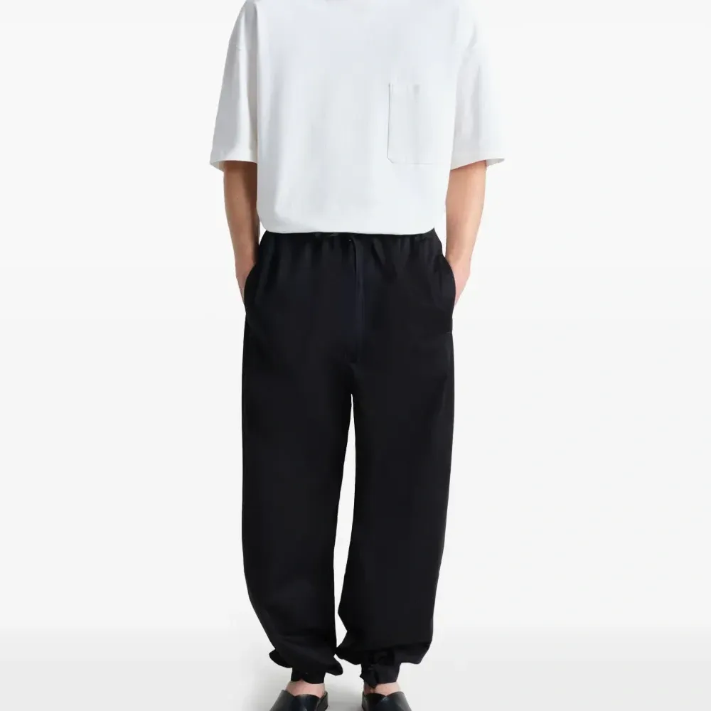 Футболка свободного кроя