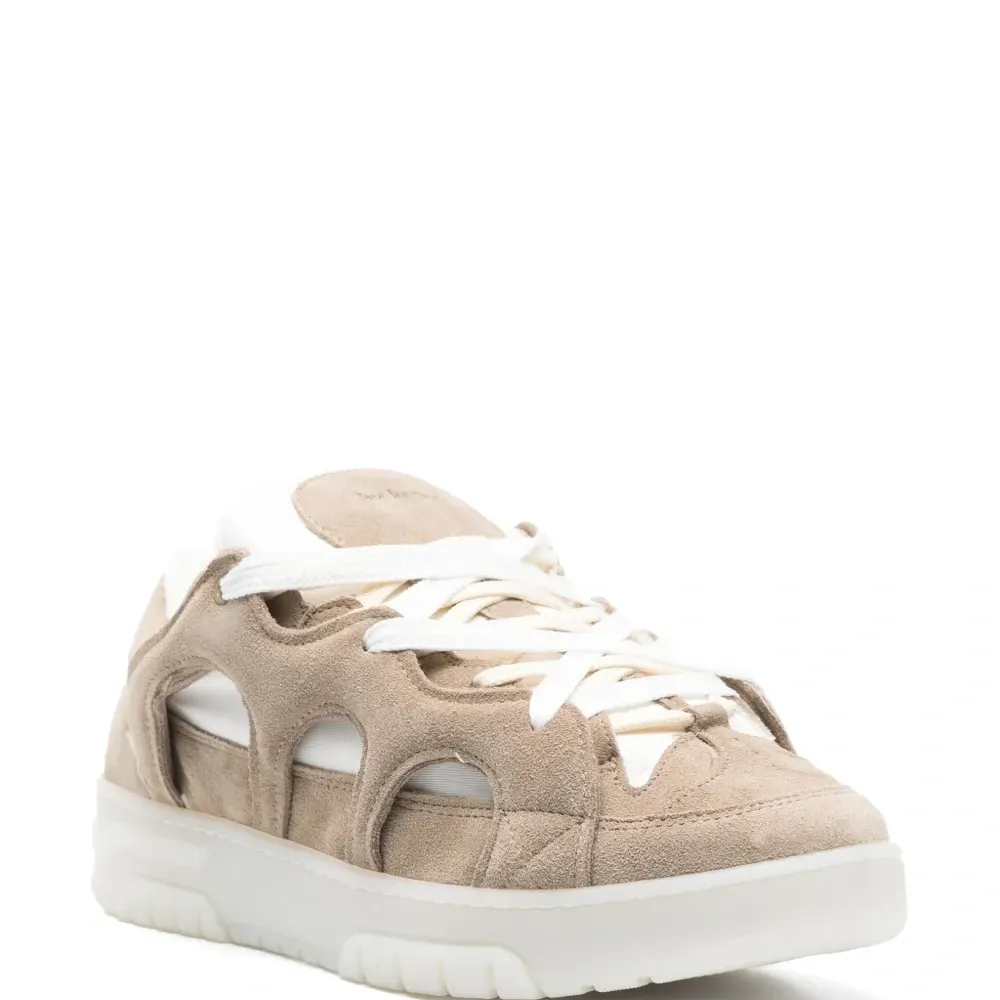 Кроссовки Model 1