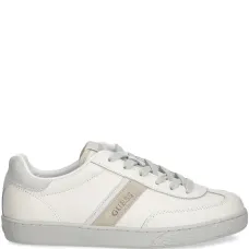 Кроссовки с логотипом