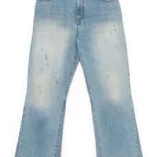 Расклешенные джинсы