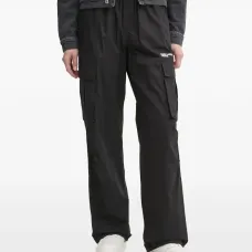 Карго-брюки с вышитым логотипом