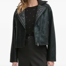 Байкерская куртка с заклепками