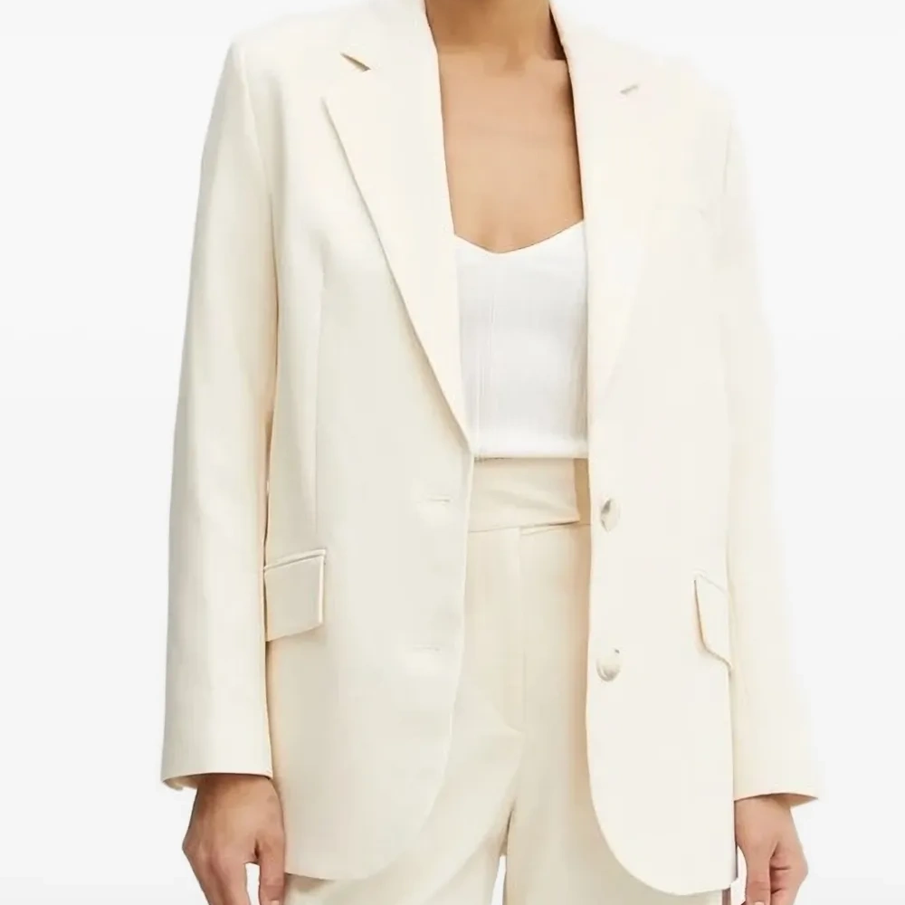 Однобортный пиджак Однобортный пиджак