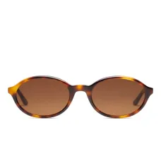 Солнцезащитные очки овальной формы