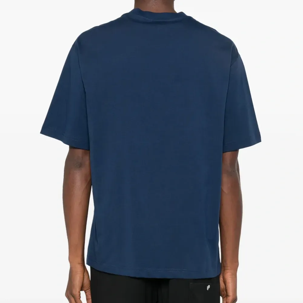 Футболка с логотипом