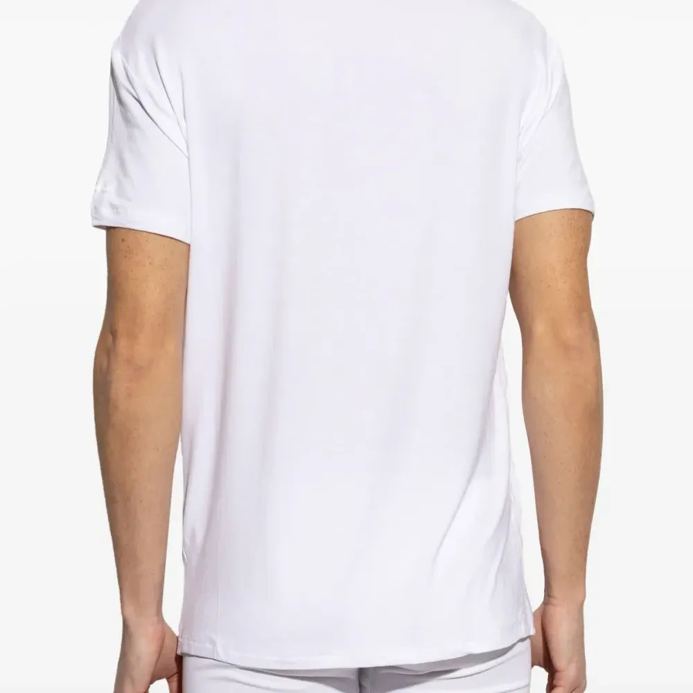 Комплект из трех футболок