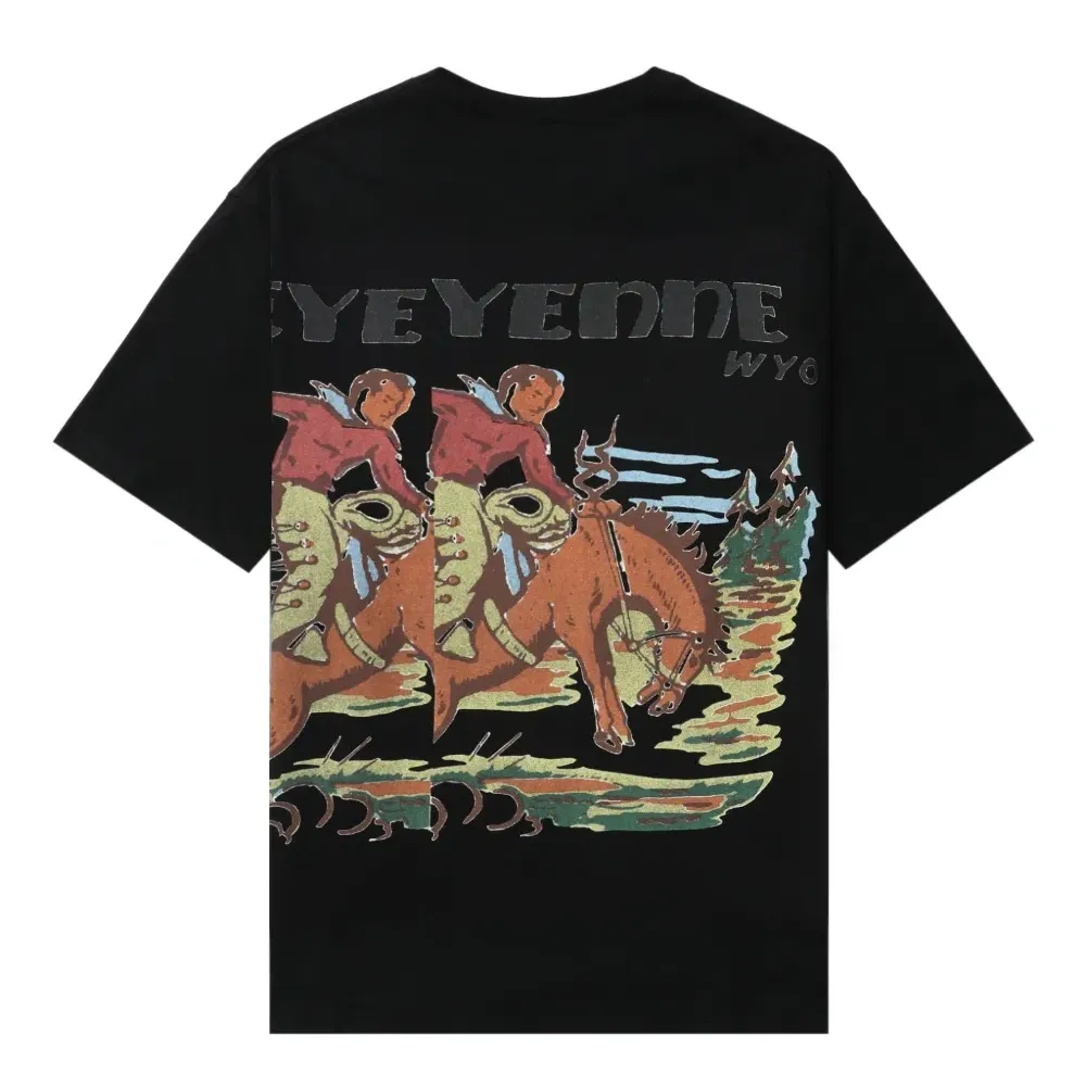 Футболка с графичным принтом