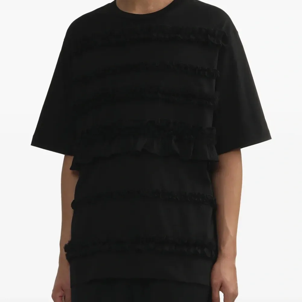 Футболка с оборками