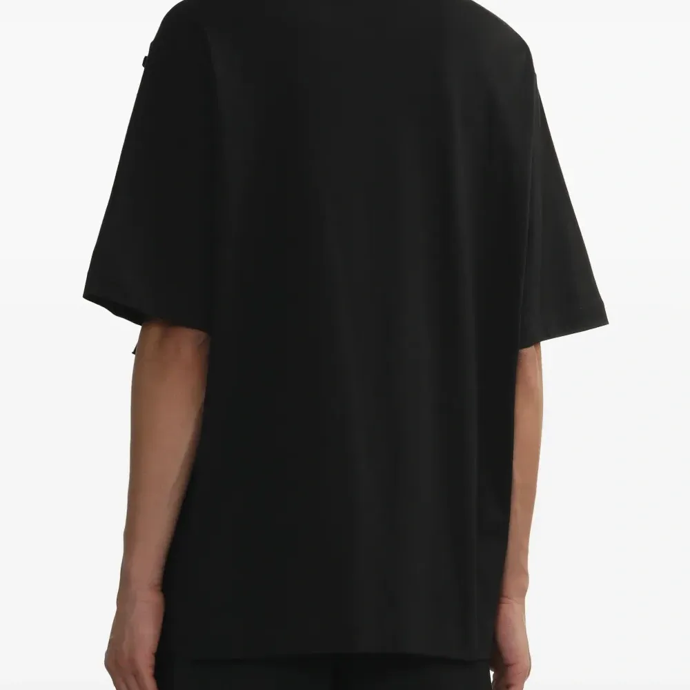 Футболка с оборками