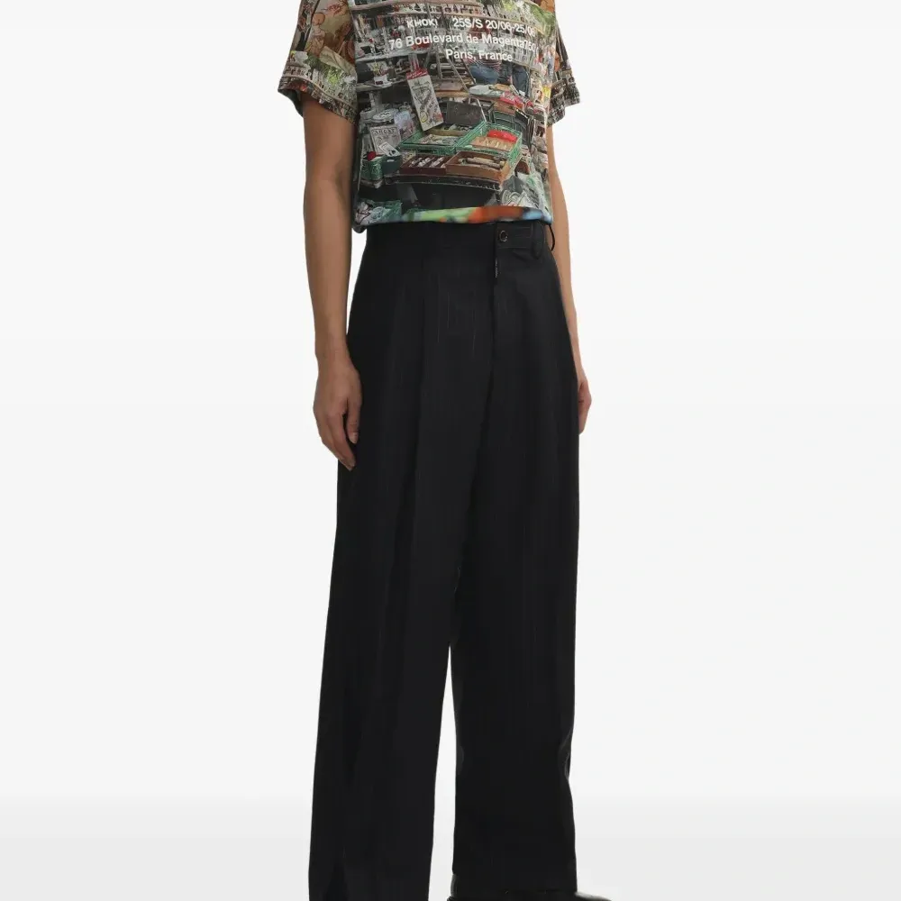 Футболка с графичным принтом