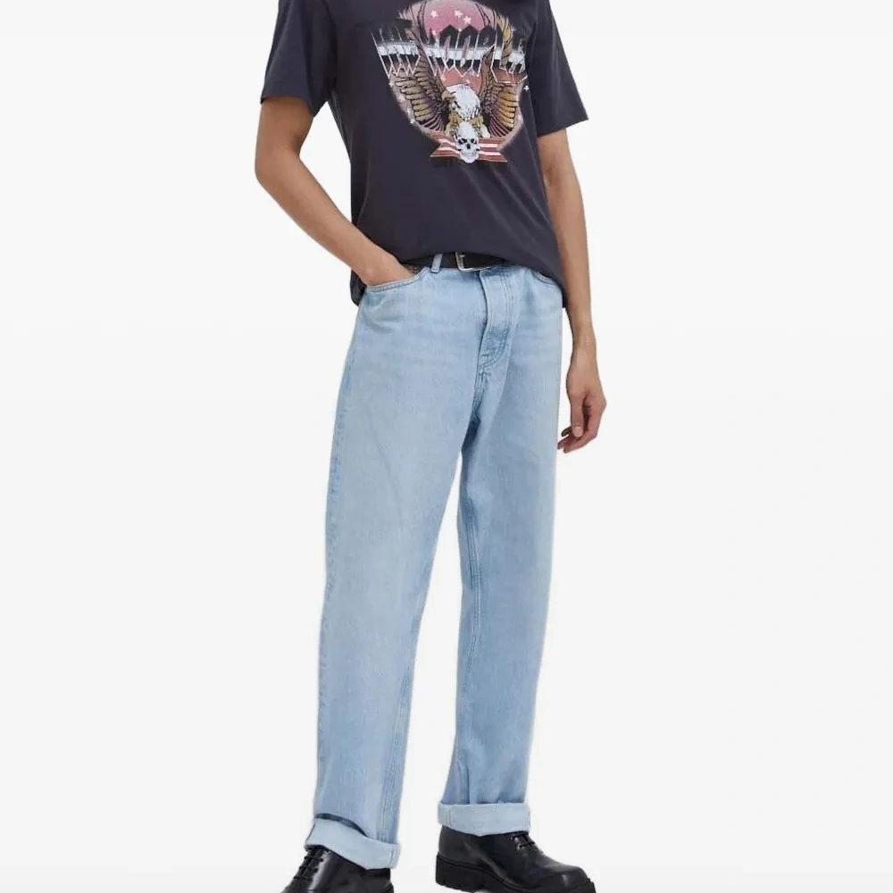 Футболка с графичным принтом