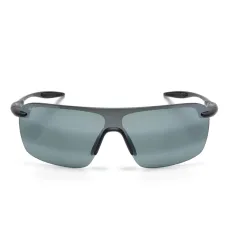 Солнцезащитные очки в прямоугольной оправе