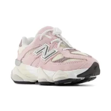 Кроссовки 9060