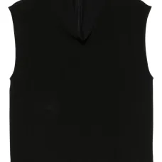 Блузка с высоким воротником