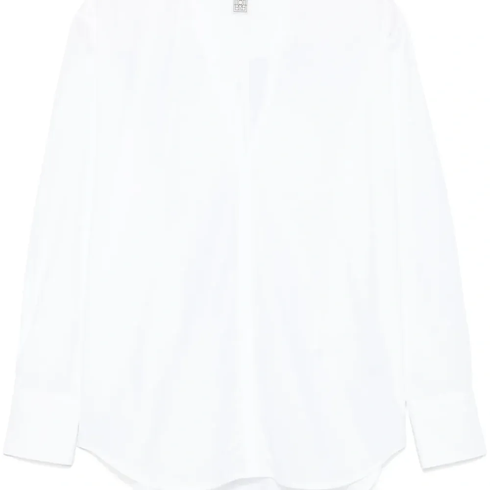 Блузка с V-образным вырезом