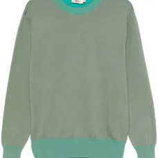 Свитер с круглым вырезом