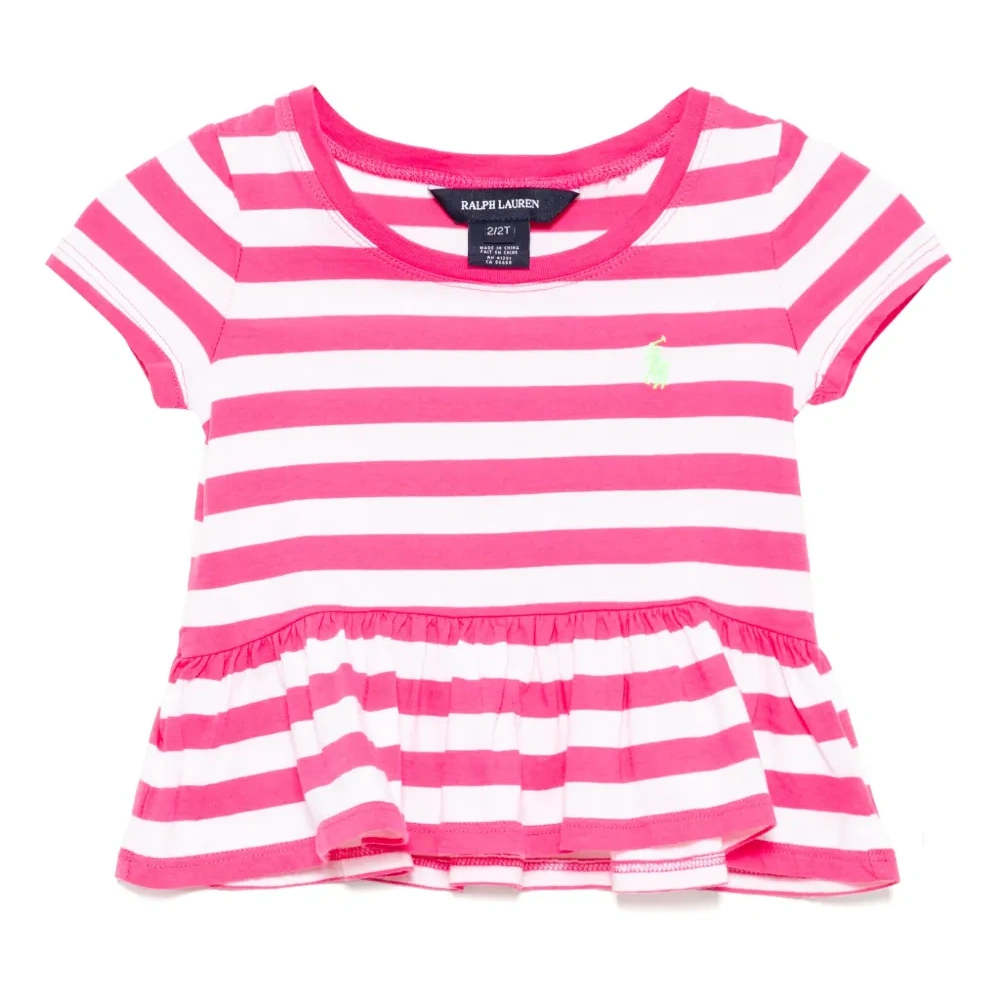 Футболка с вышитым логотипом