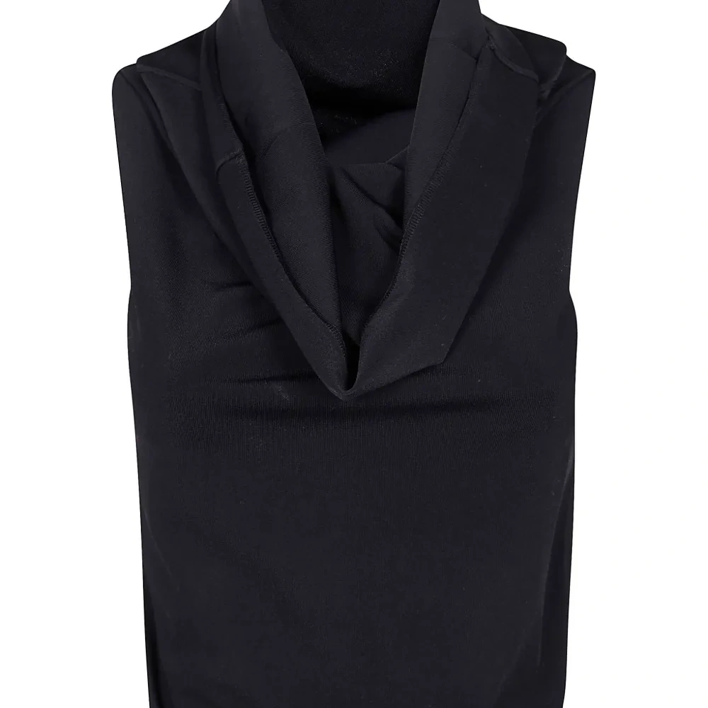 Топ с воротником-хомутом