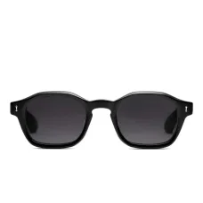 Солнцезащитные очки No Drama в геометричной оправе