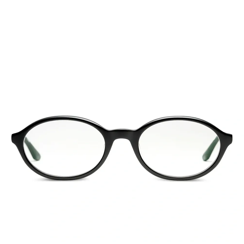 Очки в овальной оправе