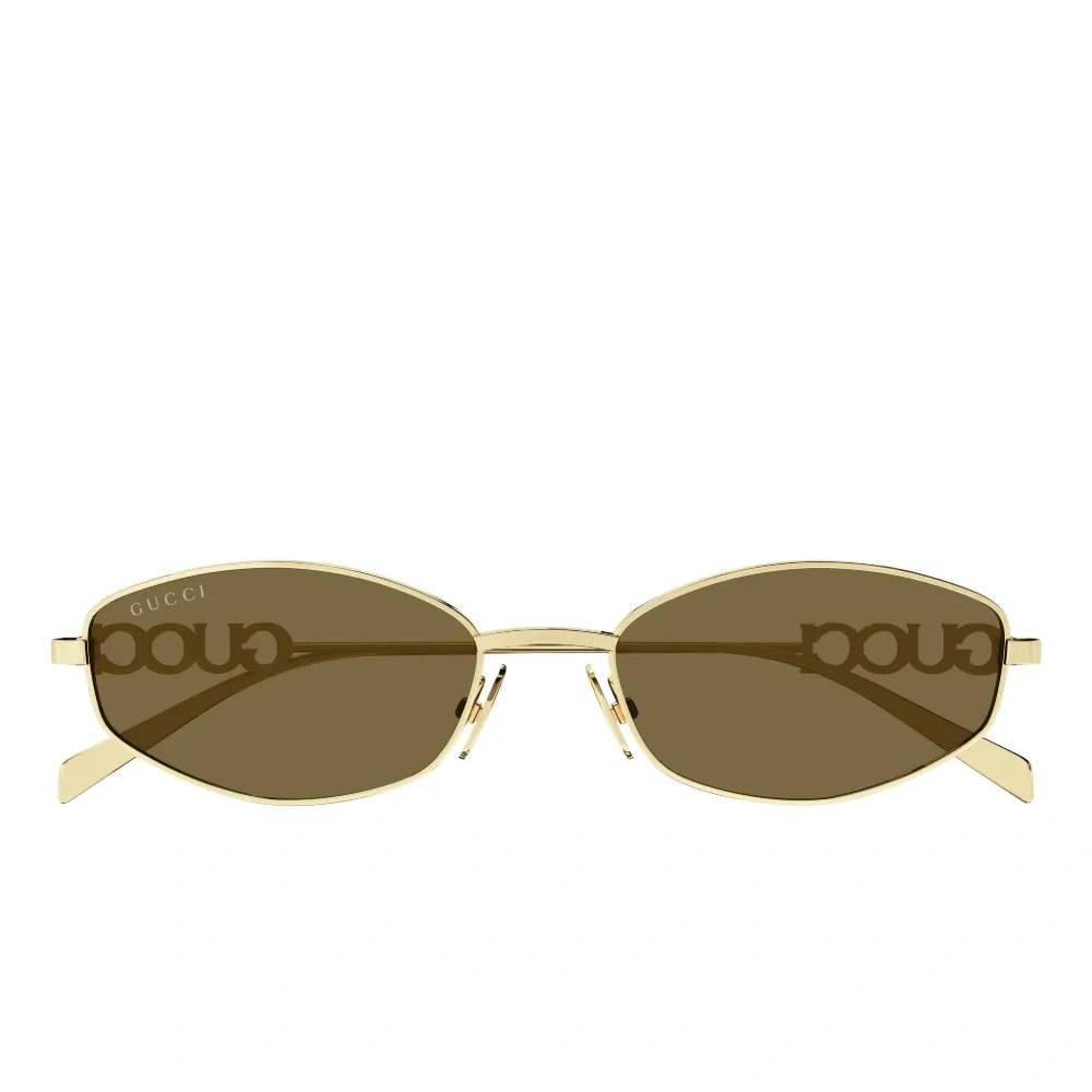 Солнцезащитные очки в овальной оправе