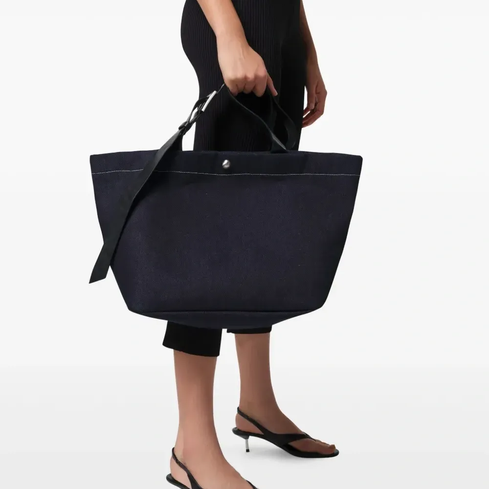 Джинсовая сумка-тоут Джинсовая сумка-тоут