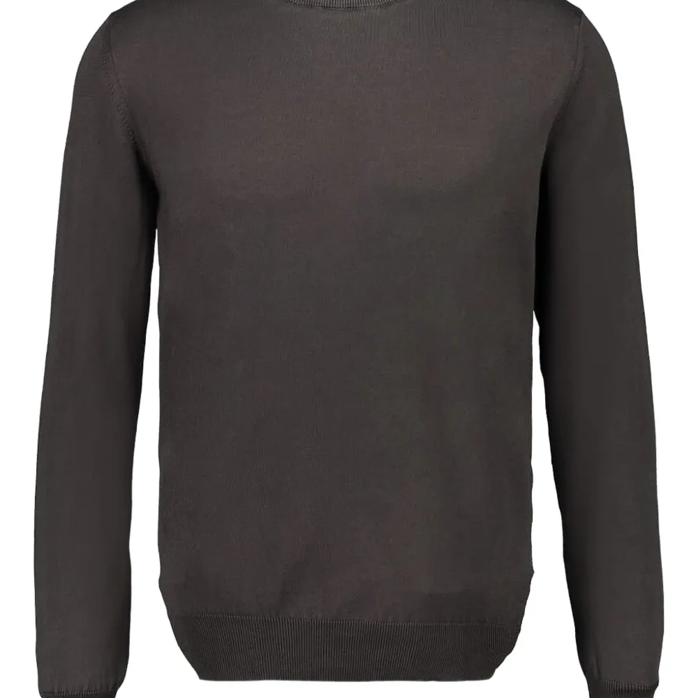 Джемпер с круглым вырезом