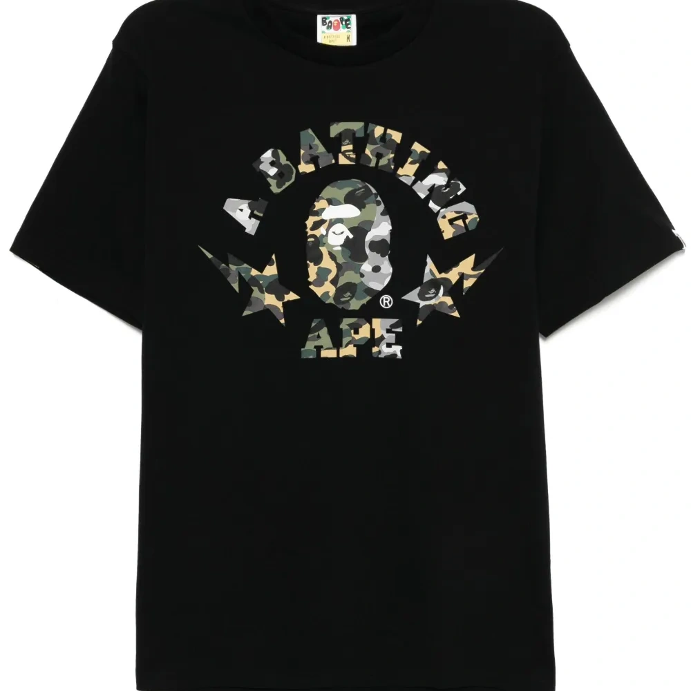 Футболка с логотипом