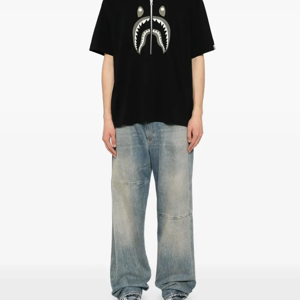 Футболка с принтом