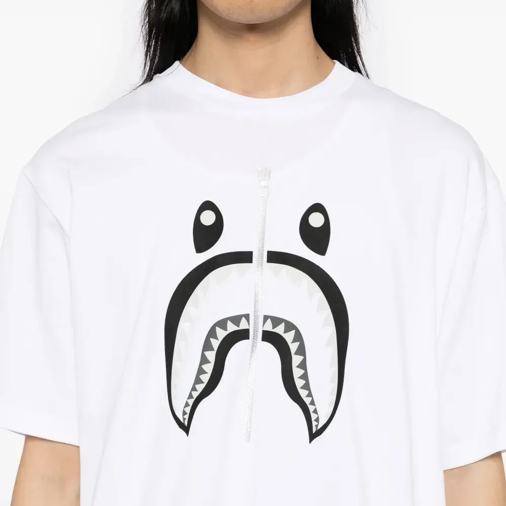 Футболка с принтом