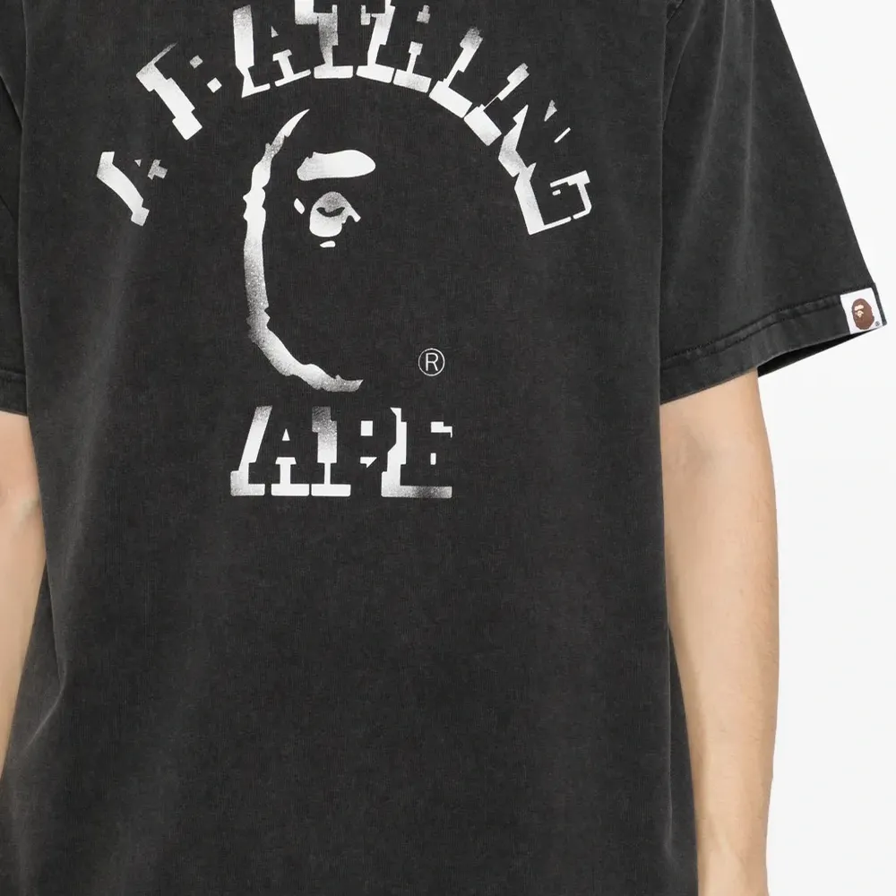 Футболка с принтом