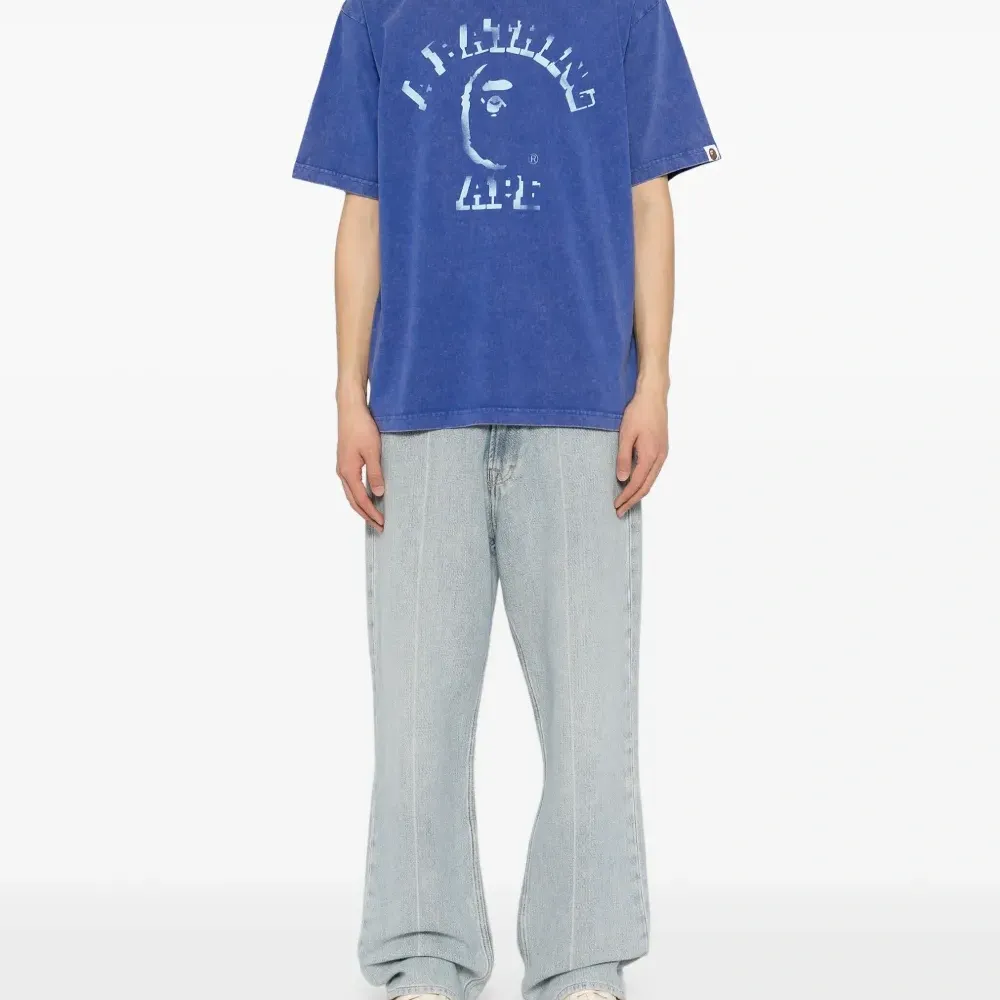 Футболка с принтом Футболка с принтом