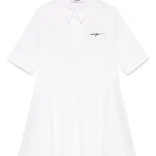 Платье с вышитым логотипом