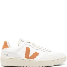 кроссовки V-90