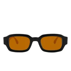 Солнцезащитные очки в квадратной оправе Солнцезащитные очки в квадратной оправе