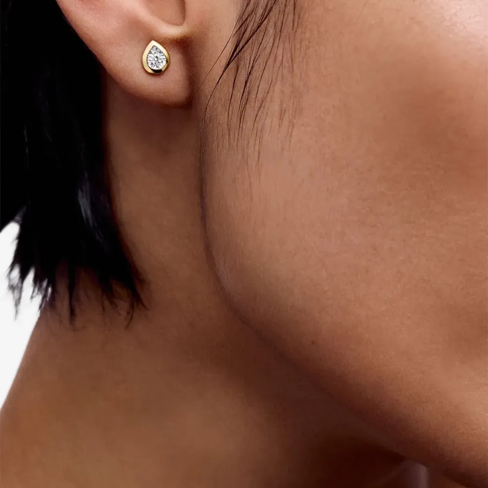 Серьги-гвоздики Pear Diamond