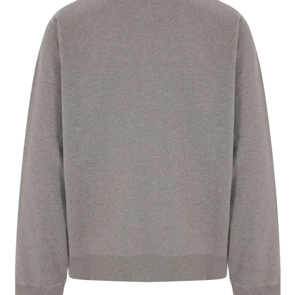 Толстовка с вышитым логотипом