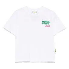 Футболка с заклепками