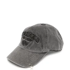 Бейсболка с искусственным жемчугом