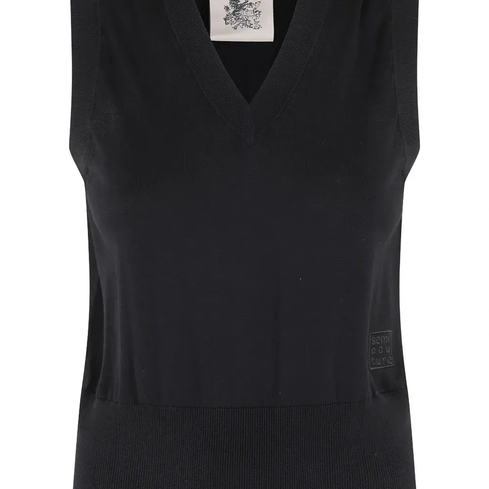 Хлопковый жилет с V-образным вырезом