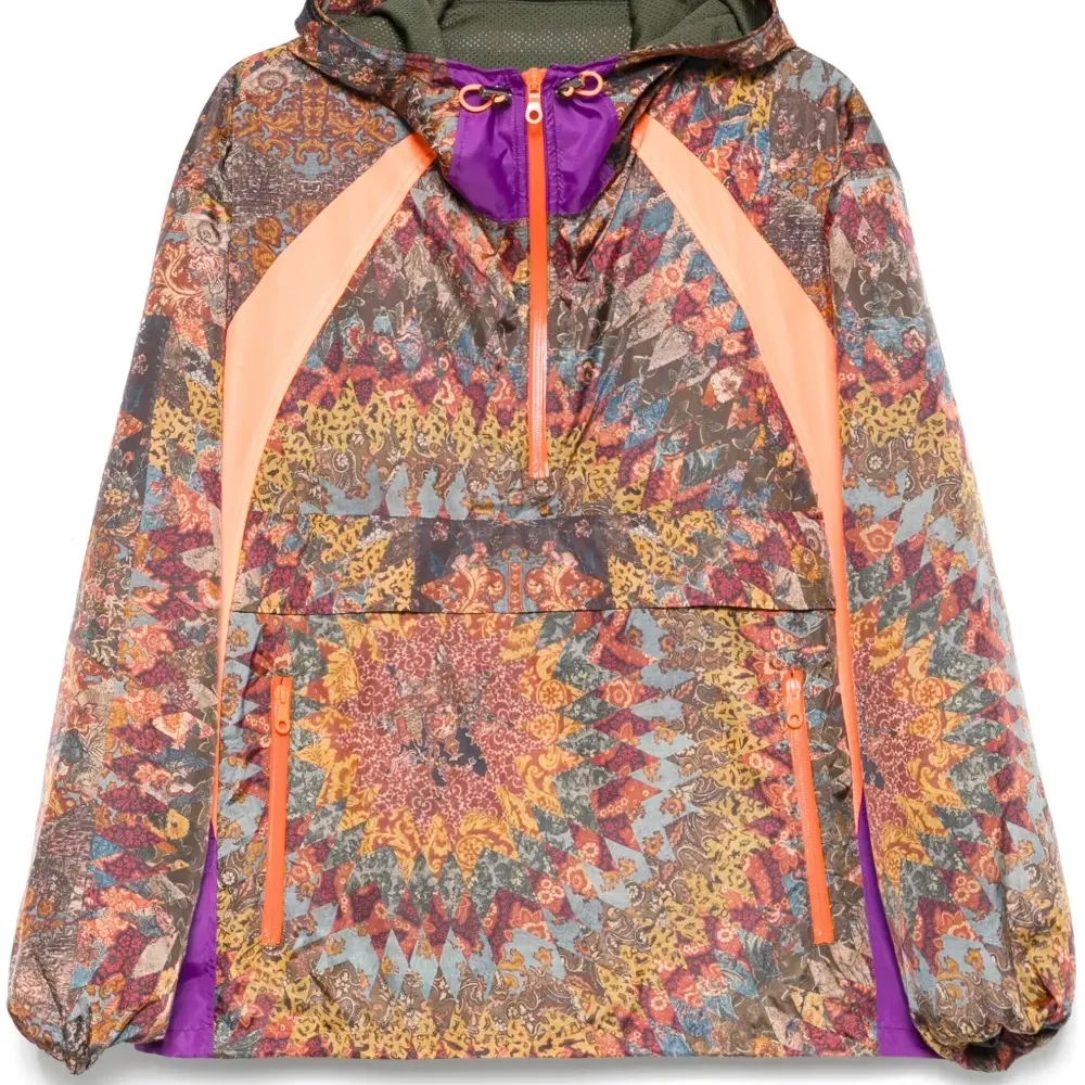 Худи с графичным принтом Худи с графичным принтом