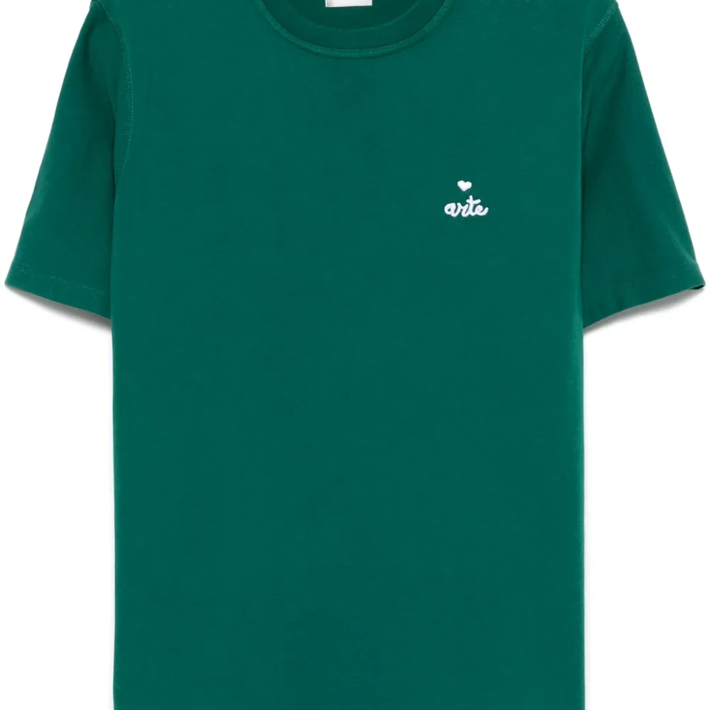 Футболка с логотипом