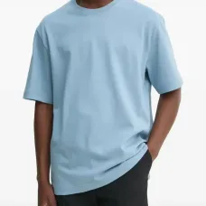 Футболка с круглым вырезом