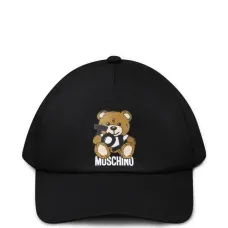 Кепка с логотипом