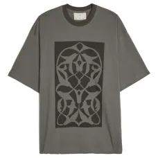 Футболка с графичным принтом