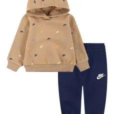 Спортивный костюм с капюшоном