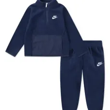 Спортивный костюм с вышитым логотипом Спортивный костюм с вышитым логотипом