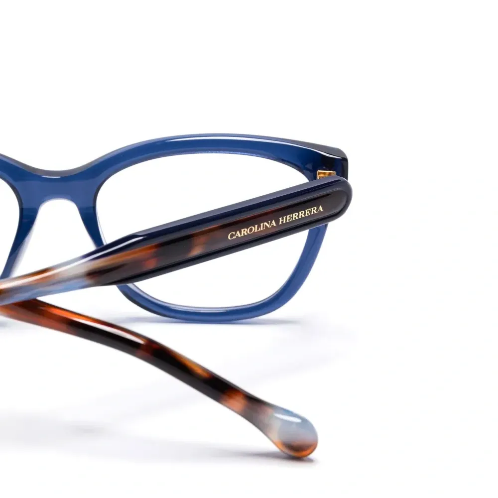 Очки в квадратной оправе Очки в квадратной оправе